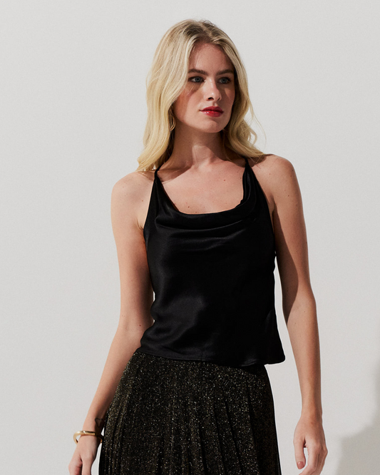 Blusa Decote Degagê Preto