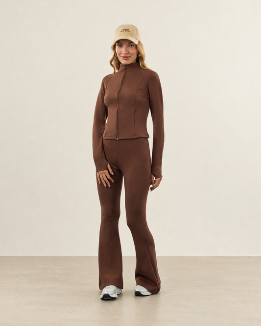 CALÇA DE MOLETOM FLARE BAILARINA MARROM