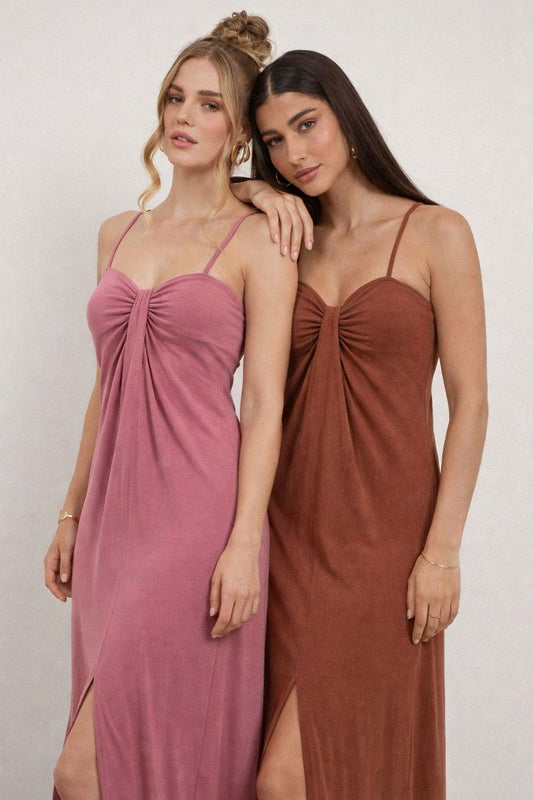 VESTIDO MIDI DETALHE DECOTE ROSA