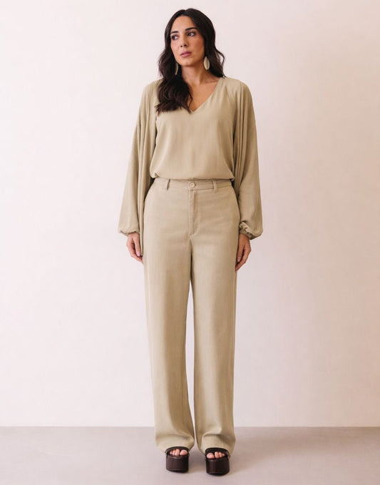 CALÇA COM DETALHE VIES OCRE