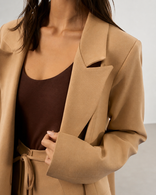 BLAZER ALONGADO MAMI (BEGE)