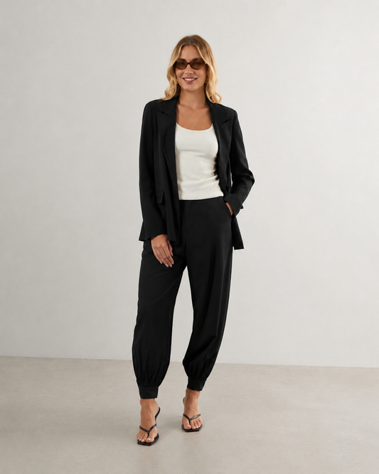 CALÇA BARREL COM PREGAS PRETO