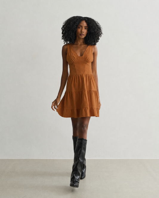 VESTIDO CURTO EM CAMADAS MARROM