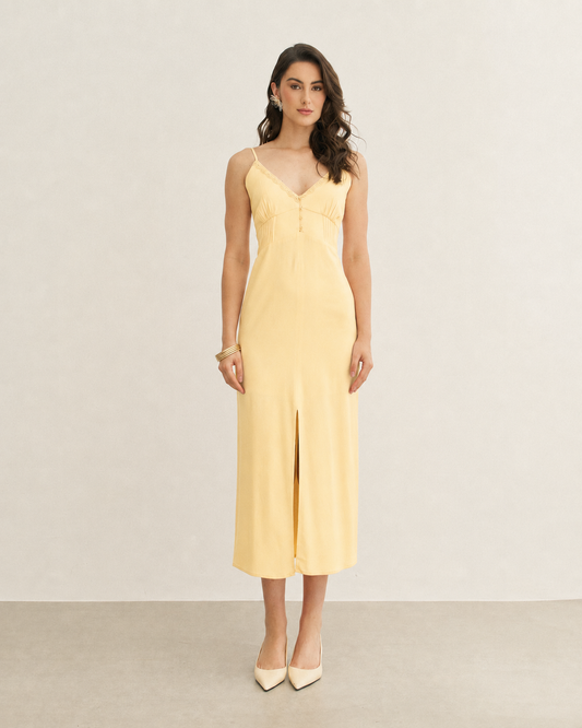 VESTIDO MIDI COM RENDA E FENDA FRONTAL
AMARELO