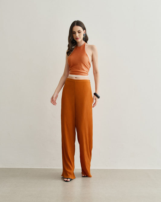 CALÇA RETA PLISSADA MARROM