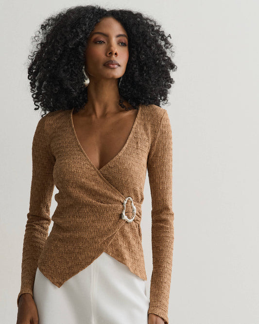 BLUSA COM AVIAMENTO LATERAL MOUSSE (MRROM)
