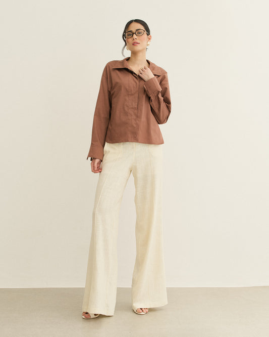 CAMISA OVERSIZED ACETINADA CARAMELO SALGADO (MARROM)