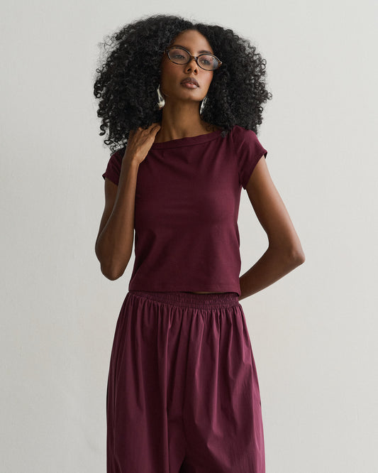BLUSA DECOTE CANOA VINHO