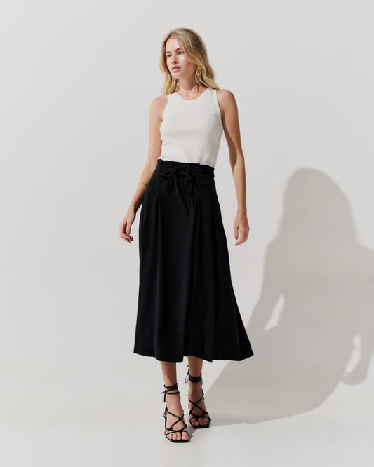 Saia Midi Viscose Recorte PRETO