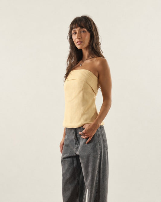BLUSA SEM ALÇA ALFAIATARIA RISCA DE GIZ AMARELO