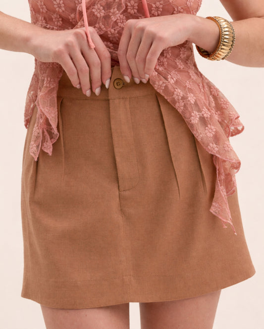 SHORTS SAIA COM DRAPEADO NOUGAT (MARROM)