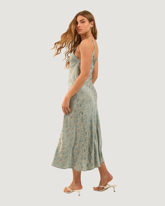 VESTIDO MIDI RECORTES AZUL