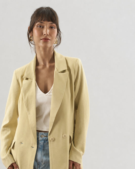 MAX BLAZER ALONGADO AVOCADO (AMARELO CLARO)