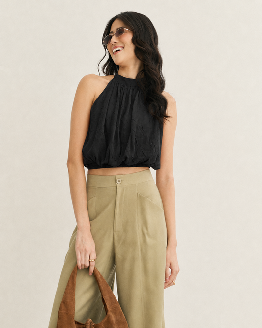 BLUSA FRENTE U GOLA ALTA AMARRAÇÃO PRETO