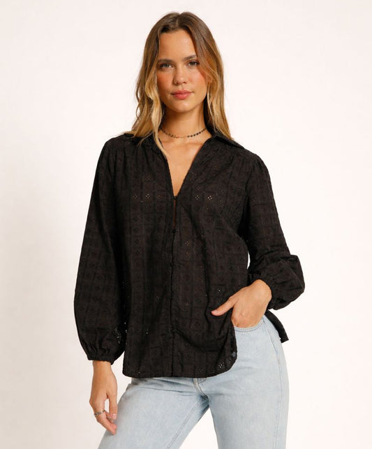CAMISA LAISE MANGA FRANZIDA PRETO