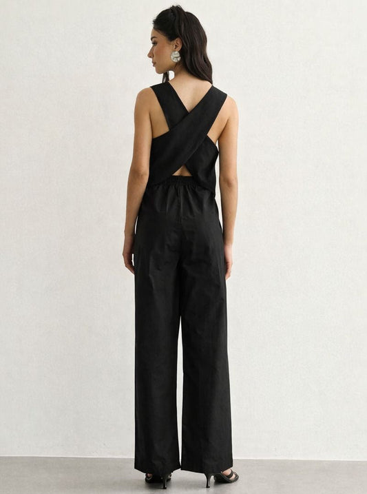 CALÇA COM BOLSOS PRETO