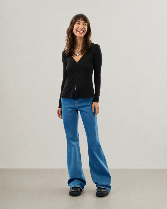 BLUSA DE MALHA COM DETALHE FRANZIDO PRETO