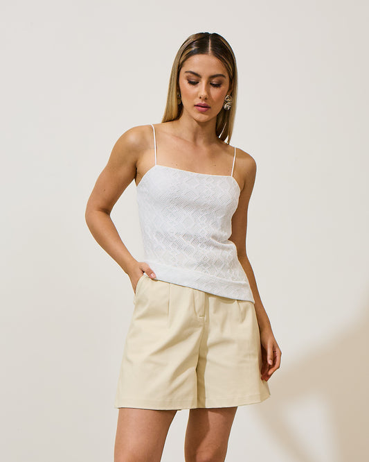 BERMUDA ALFAIATARIA COM CINTO OFF WHITE