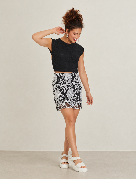 SAIA MINI BORDADO PRETO