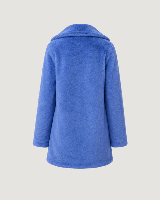 CASACO DE PELO COM BOLSO AZUL