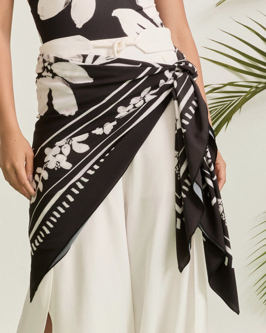 ACESSÓRIO LENÇO PAREÔ ESTAMPADO PRETO E BRANCO