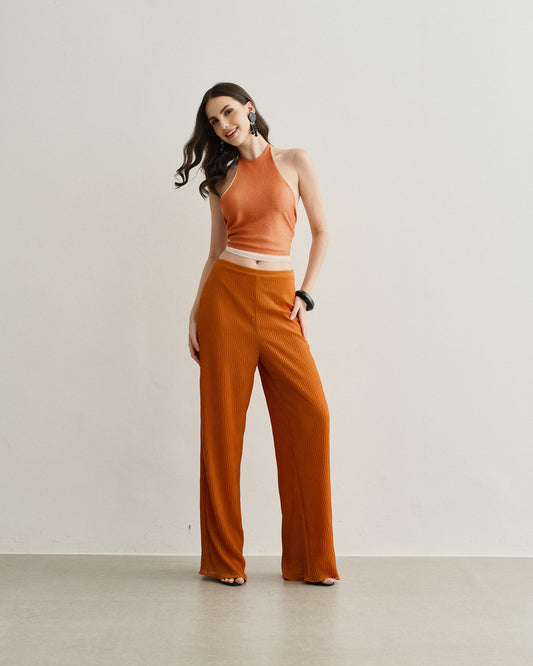 CALÇA RETA PLISSADA MARROM