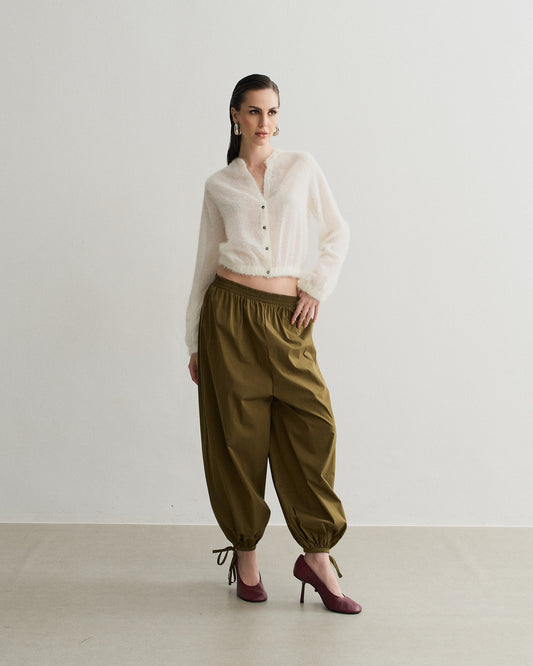 CALÇA BALLOON COM AMARAÇÃO BARRA OLIVE (VERDE)