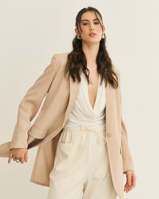 BLAZER OVERSIZED ALONGADO FENDA LATERAL COFFE LOTTE(MARROM)