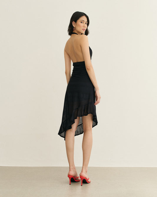 VESTIDO MIDI ASSIMÉTRICO FRENTE U DEGAGÊ PRETO