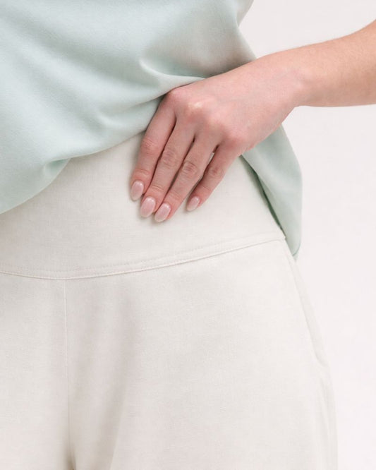 CALÇA RETA CÓS LARGO OFF WHITE